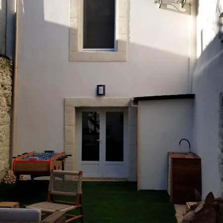 Le 41 Bis Эг-Морт