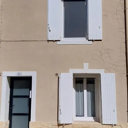 Le 41 Bis Дом отдыха Эг-Морт